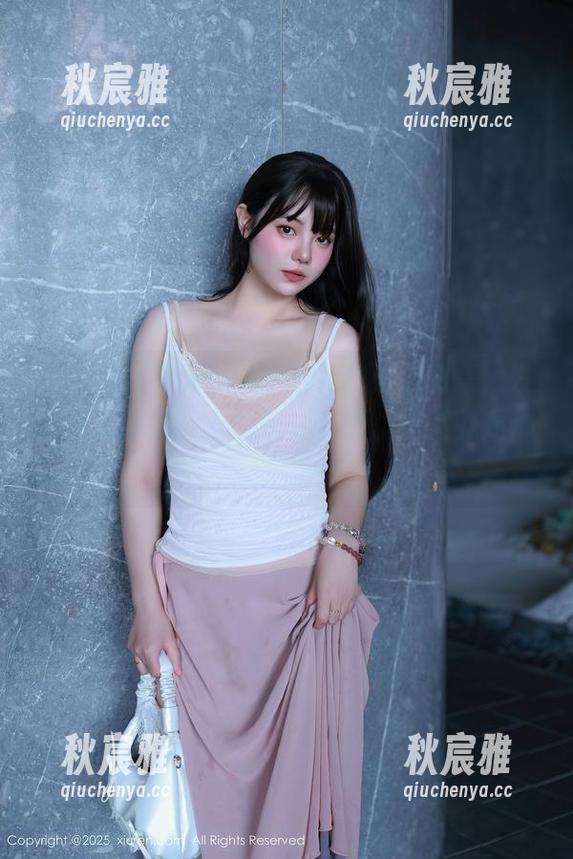 秀人网-娜娜baby 秀人网 - 翻开娜娜baby的温柔图集,发现里面藏着的那些温暖资源,简直就是心灵鸡汤!