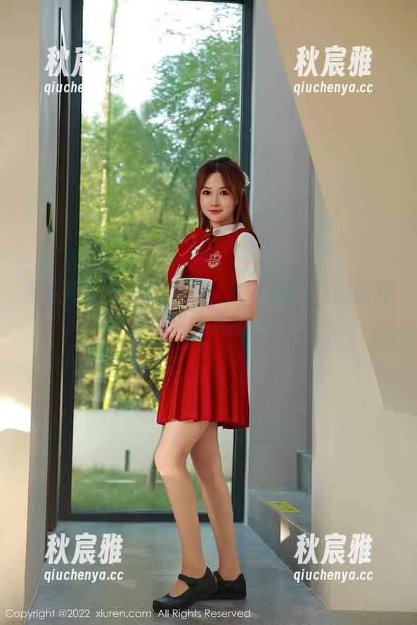 秀人网 - 作品集揭密：女神慧敏Vivi的写真，恍若仙境的一瞥！