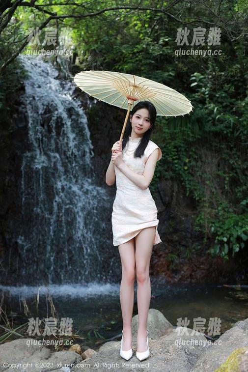 秀人网-浅浅Danny 秀人网 - 蕾丝的故事,浅浅Danny的心情:一份略显神秘的作品集,下载后慢慢品味
