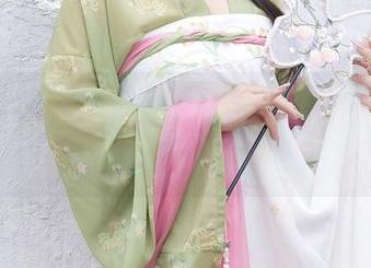 秀人网 – 在艺轩的厨娘美图中，厨房竟然是可以走秀的地方！
