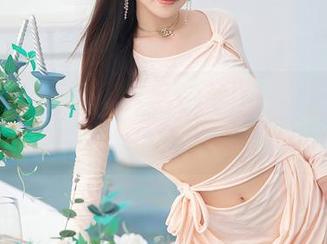秀人网 – 网盘里的宝藏：谢芷馨Sindy美足写真，点开可能会心动哦