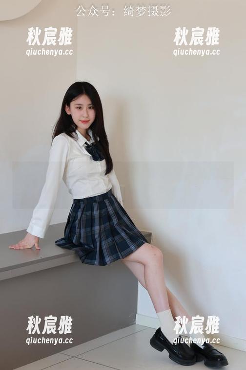 绮梦摄影 - 在木木的修女系列里，私拍美图好像有点不太正经