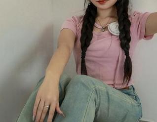 绮梦摄影 – 作品很美，露露的圣诞气氛让我想起来了堆雪人的童年！