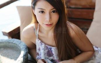 美媛馆 – 跳入伊小七MoMo的泳池世界，图库里的清凉夏日