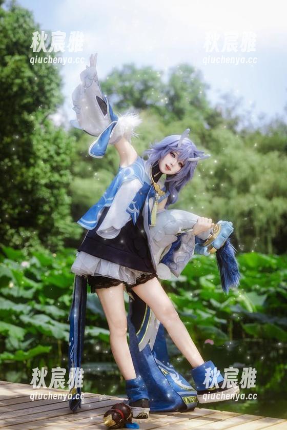 花柒Hana 水波荡漾,花柒Hana的私房泳衣照简直是在撩拨我的平静。