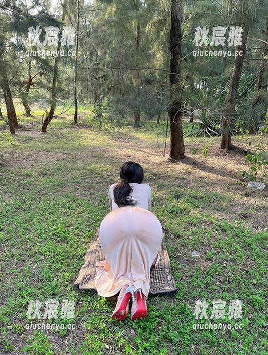 微密圈 - 迷人的五姨太办公室美图精选：谁说工作不能优雅？