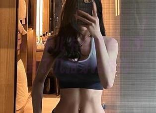 微密圈 – 从金希儿牛仔裤合集里，偷偷学到了几招穿搭技巧