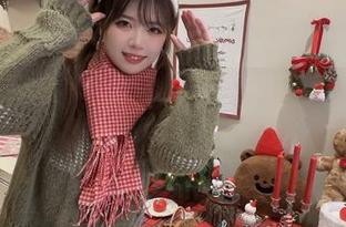 快来看看！闪月半的兔女郎，这造型真是把月亮都给比下去了！