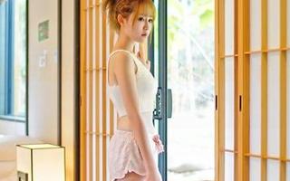 青豆客 – 不走寻常路！莫雅淇最新作品集里的套装，真是让人生出无限联想！