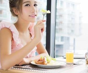 青豆客 – 学姐萌琪琪Lrene的美图，让我每次都想‘你瞅啥’地狠狠下载一波！
