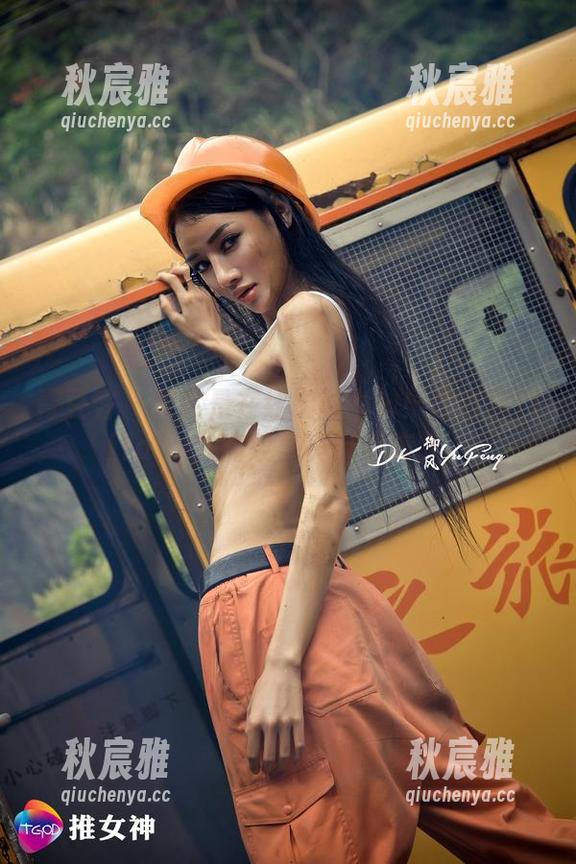 青豆客-陈嘉嘉Tiffany 青豆客 - 果然是在线摄影女神!陈嘉嘉Tiffany的豹纹写真带你陶醉。